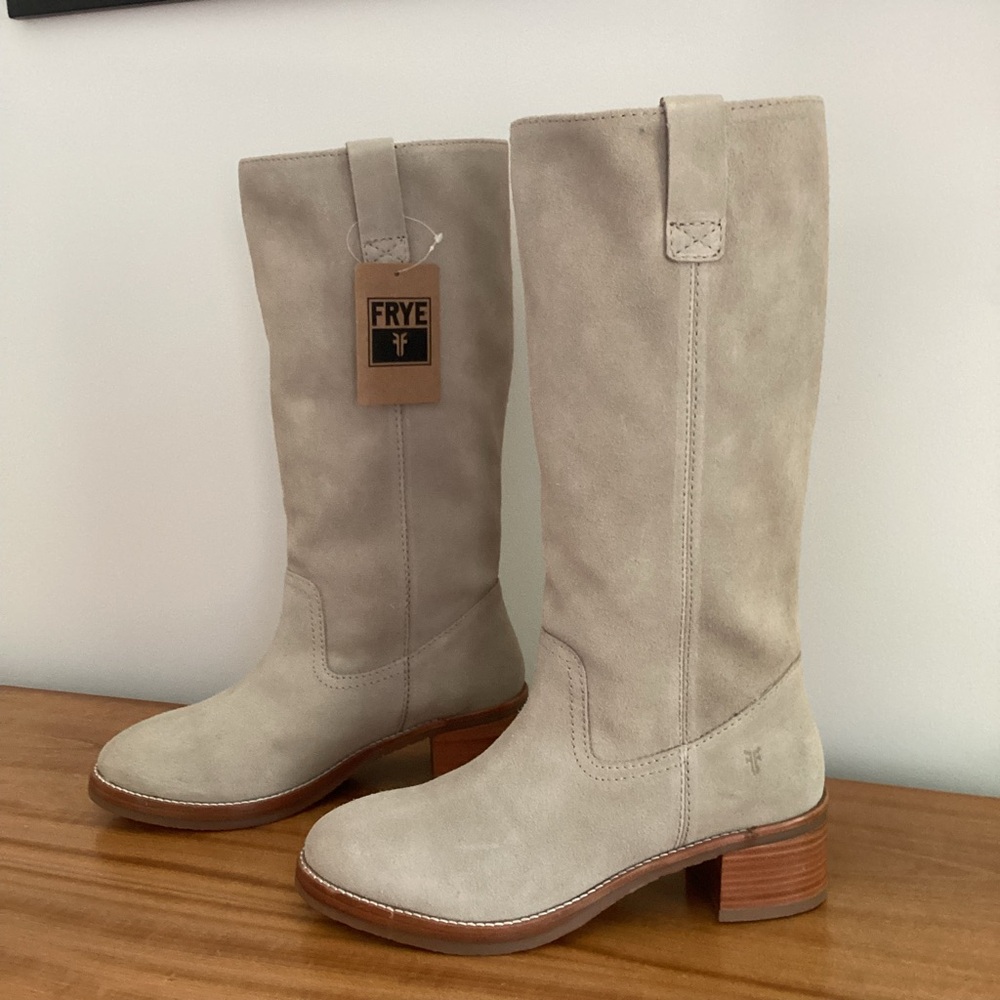 💥SOLD💥 Frye Tan Suede Tall Pull-on Boots, NWT, 9